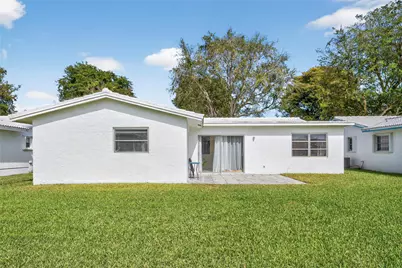 8950 NW 13th Street, Plantation, FL 33322 - Photo 4