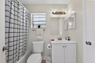 8950 NW 13th St, Plantation, FL 33322 - Photo 18