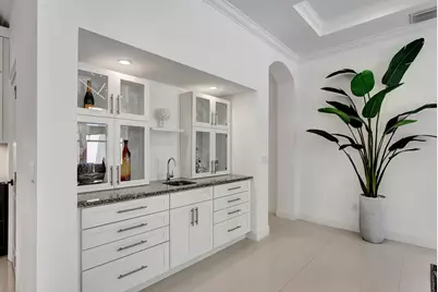 500 NE Wavecrest Way, Boca Raton, FL 33432 - Photo 8