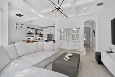 500 NE Wavecrest Way, Boca Raton, FL 33432 - Photo 2
