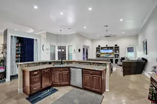 12360 NW 18th St, Plantation, FL 33323 - Photo 14
