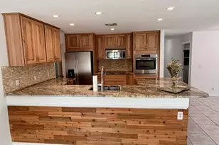 147 Sunflower Cir, Royal Palm Beach, FL 33411 - Photo 8