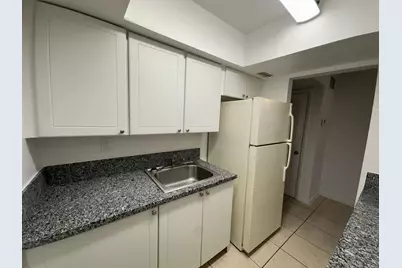 515 S Sequoia Drive #111, West Palm Beach, FL 33409 - Photo 4