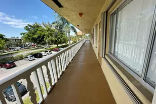 555 Purdy Ln, Palm Springs, FL 33461 - Photo 20