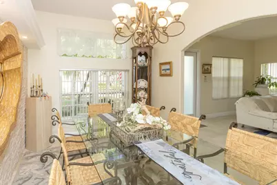 1561 NW 168th Avenue, Pembroke Pines, FL 33028 - Photo 10