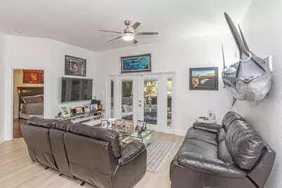 1561 NW 168th Avenue, Pembroke Pines, FL 33028 - Photo 32