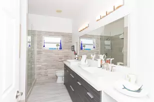 1561 NW 168th Ave, Pembroke Pines, FL 33028 - Photo 26