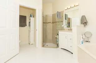 1561 NW 168th Ave, Pembroke Pines, FL 33028 - Photo 46