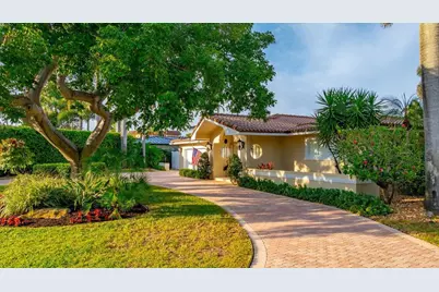 2317 NE 28th Court, Lighthouse Point, FL 33064 - Photo 4