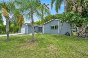 9599 SW 13th Pl, Boca Raton, FL 33428 - Photo 2