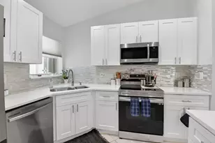15349 Lake Wisteria Rd, Delray Beach, FL 33484 - Photo 10