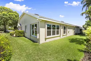4229 SE Home Way, Port Saint Lucie, FL 34952 - Photo 4