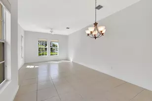 838 NW 83rd Ln, Boca Raton, FL 33487 - Photo 10