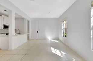 838 NW 83rd Ln, Boca Raton, FL 33487 - Photo 12