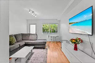 1035 Meridian Ave, Miami Beach, FL 33139 - Photo 6