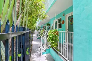 1035 Meridian Ave, Miami Beach, FL 33139 - Photo 18
