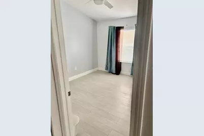 14272 NW 18th Court, Pembroke Pines, FL 33028 - Photo 24