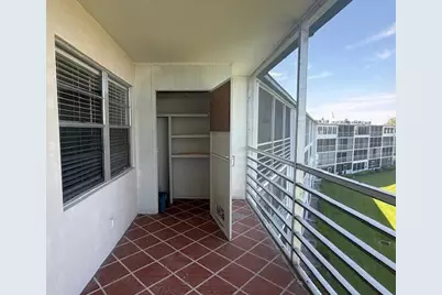 4078 Exeter #E, Boca Raton, FL 33434 - Photo 12