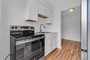 6340 Dawson St, Hollywood, FL 33023 - Photo 14