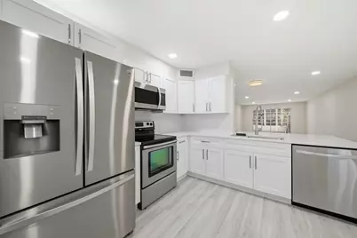 2901 Victoria Circle #B2, Coconut Creek, FL 33066 - Photo 4