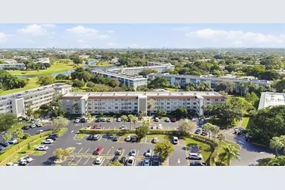 2901 Victoria Circle #B2, Coconut Creek, FL 33066 - Photo 2