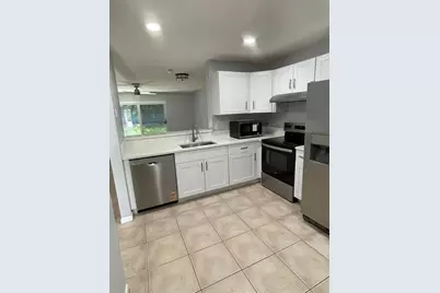 9766 Kamena Circle, Boynton Beach, FL 33436 - Photo 6