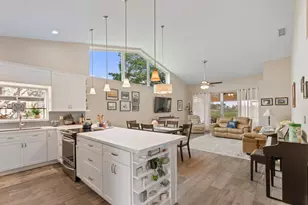 1401 Mahogany Pl, Palm Beach Gardens, FL 33418 - Photo 8