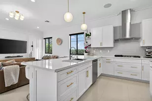10800 Coral St, Parkland, FL 33076 - Photo 12