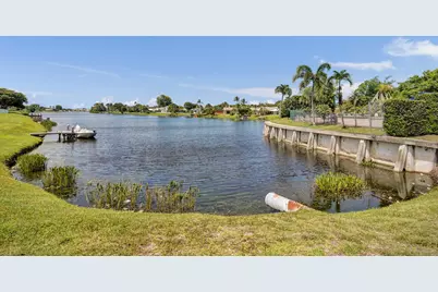 820 NW 21st Way #820, Delray Beach, FL 33445 - Photo 36