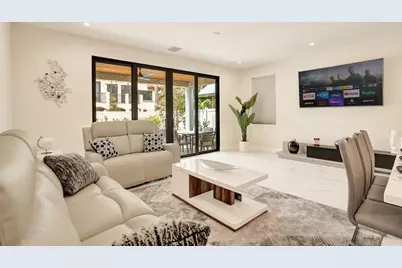 119 SE 12th Avenue, Fort Lauderdale, FL 33301 - Photo 2