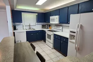 299 N Riverside Dr, Pompano Beach, FL 33062 - Photo 8