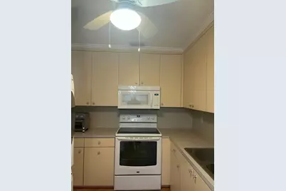 8744 Bella Vista Drive, Boca Raton, FL 33433 - Photo 2