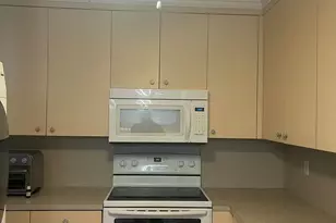 8744 Bella Vista Dr, Boca Raton, FL 33433 - Photo 2
