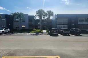 278 Burgundy, Delray Beach, FL 33484 - Photo 1