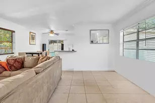 700 SW 5th Ct, Hallandale Beach, FL 33009 - Photo 10
