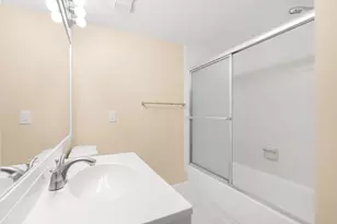 9855 Westview Dr, Coral Springs, FL 33076 - Photo 24