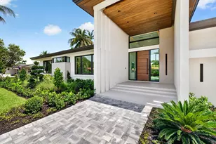 2717 NE 33rd St, Fort Lauderdale, FL 33306 - Photo 12
