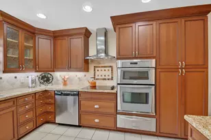 300 Cape Cod Cir, Lake Worth, FL 33467 - Photo 6