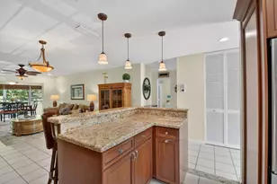 300 Cape Cod Cir, Lake Worth, FL 33467 - Photo 8