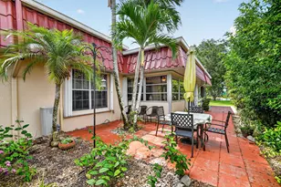 300 Cape Cod Cir, Lake Worth, FL 33467 - Photo 32