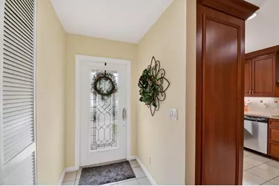 300 Cape Cod Circle, Lake Worth, FL 33467 - Photo 2