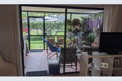 353 NW 103rd Terrace, Pembroke Pines, FL 33026 - Photo 2
