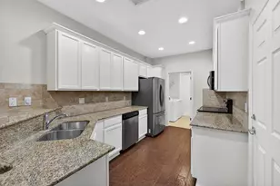 1126 Dakota Dr, Jupiter, FL 33458 - Photo 10