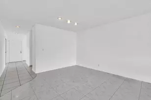 13721 Flora Pl, Delray Beach, FL 33484 - Photo 32