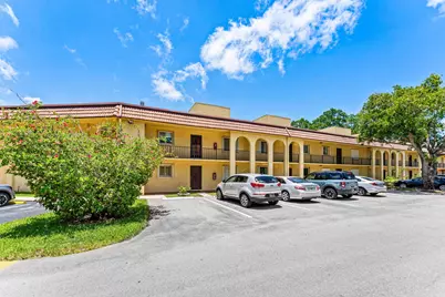 866 SW 9th Street #201, Boca Raton, FL 33486 - Photo 1