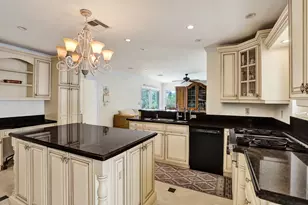 449 Isle of Palms Dr, Fort Lauderdale, FL 33301 - Photo 12