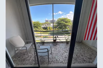 608 NE 2nd Street #432, Dania Beach, FL 33004 - Photo 10