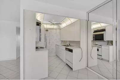 4059 Guildford D, Boca Raton, FL 33434 - Photo 16