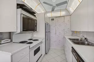 4059 Guildford D, Boca Raton, FL 33434 - Photo 18