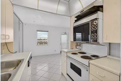 4059 Guildford D, Boca Raton, FL 33434 - Photo 20